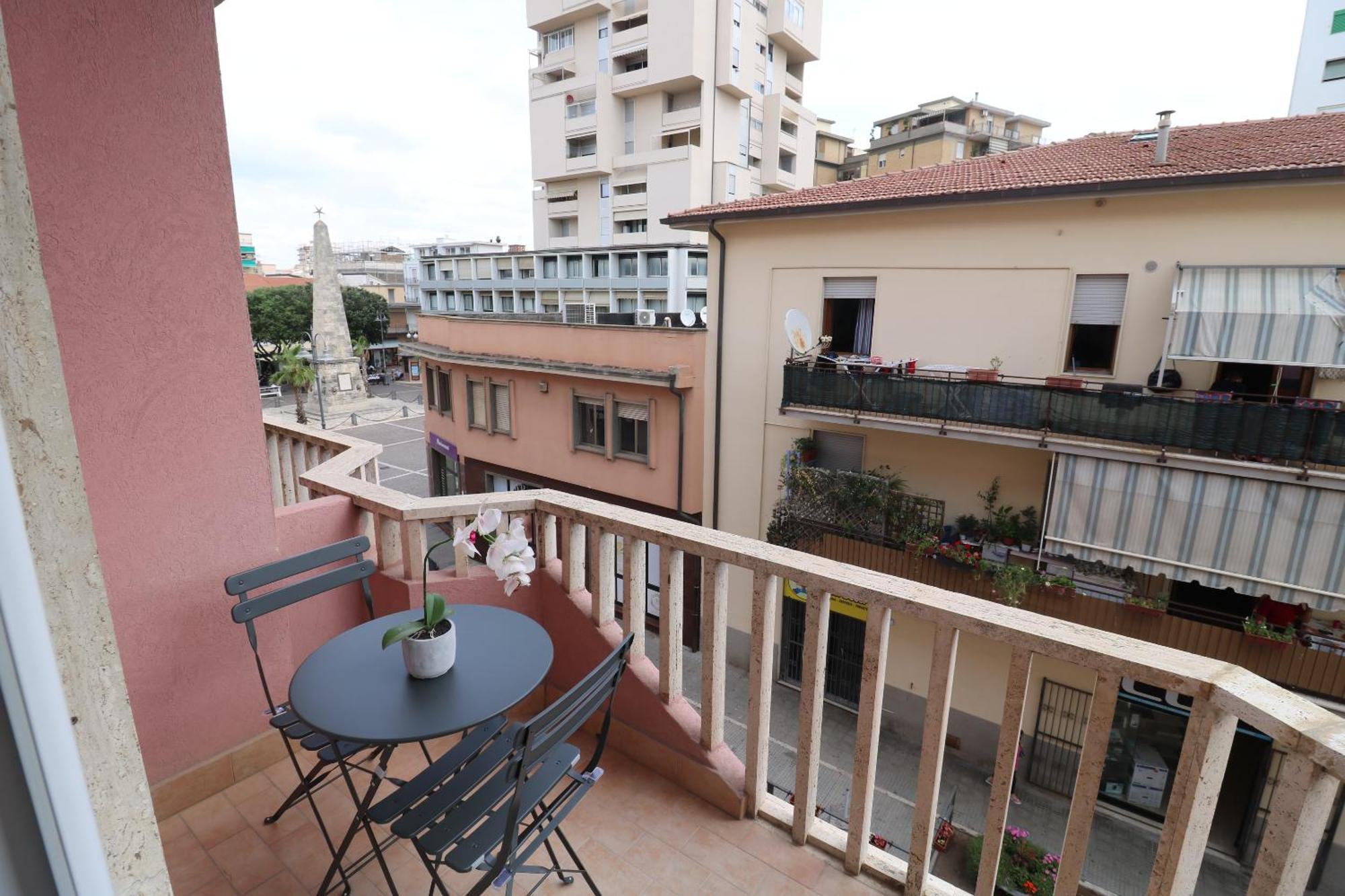B&B Interno12 Follonica Bagian luar foto